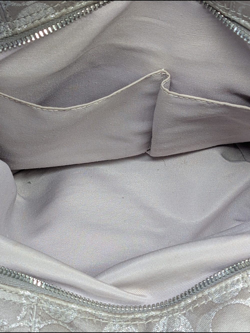 Coach Signature Gray / Silver Canvas / Leather Medium Soho Hobo Bag Purse F18909 - Picture 8 of 12